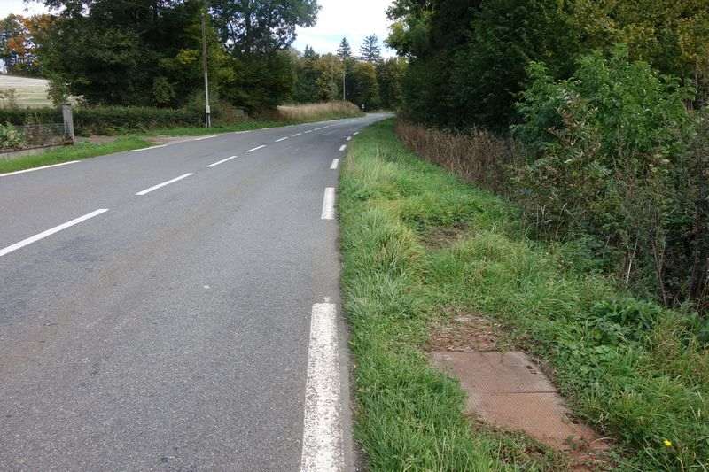 Agrandir l'image de l'arrêt de Caylus à la gare de Moulin-Mage