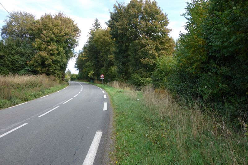 Agrandir l'image de l'arrêt de Caylus à la gare de Moulin-Mage
