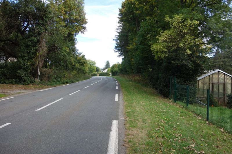 Agrandir l'image de l'arrêt de Caylus à la gare de Moulin-Mage