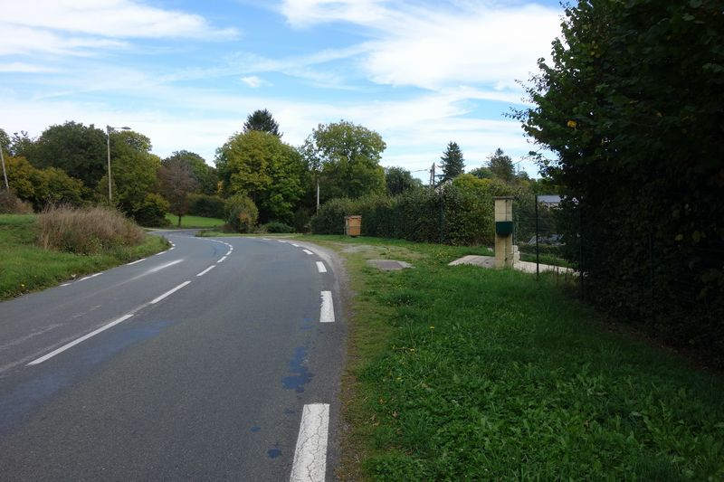 Agrandir l'image de l'arrêt de Caylus à la gare de Moulin-Mage