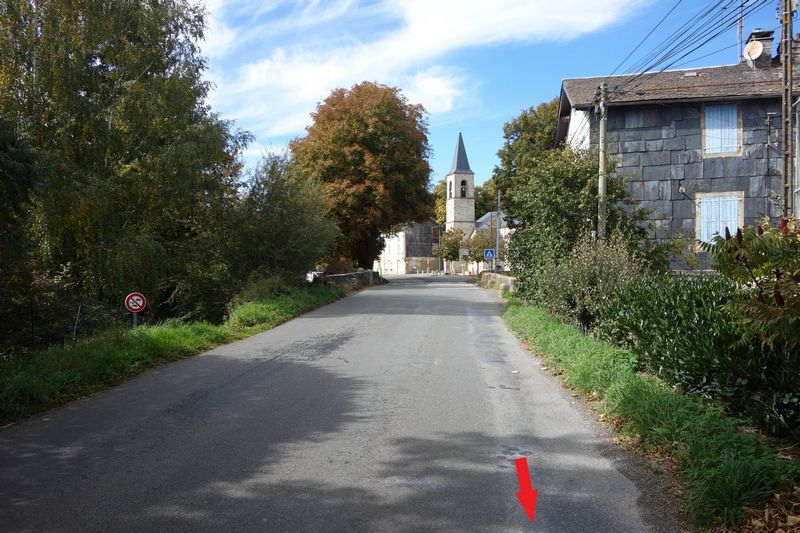 Agrandir l'image de l'arrêt de Caylus à la gare de Moulin-Mage