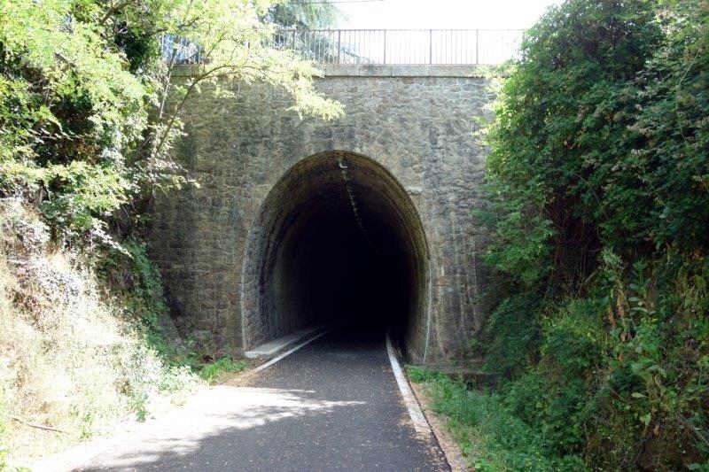 tunnel des Avelas Saint-Paul-le-Jeune