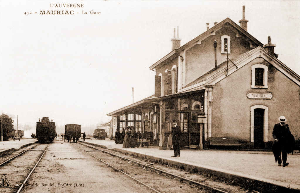 de la gare de Jaleyrac-Sourniac à la gare de Mauriac