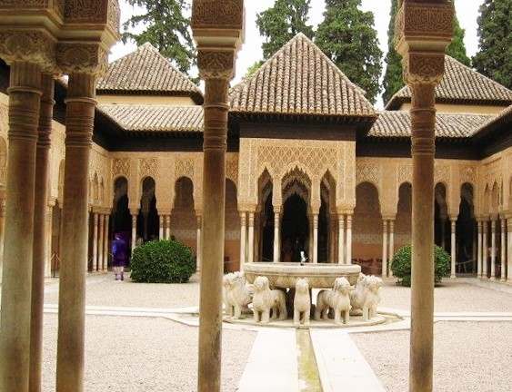 Cour des Lions - Alhambra