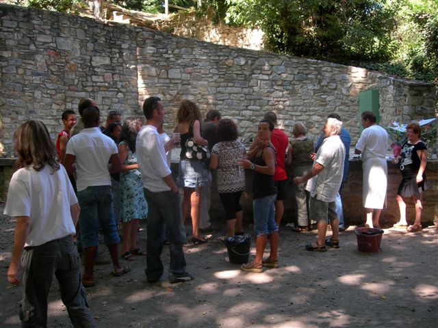 Réunion anciens Moun Oustal à la Source St-Pons 2008