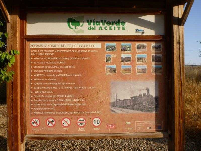 Antigua línea de ferrocarril "del Aceite" - Estación de Torredonjimeno - estación de Torre del Campo