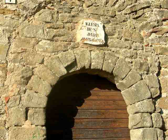 Porte de l'Iglesia de Sant Julia d'Uixols