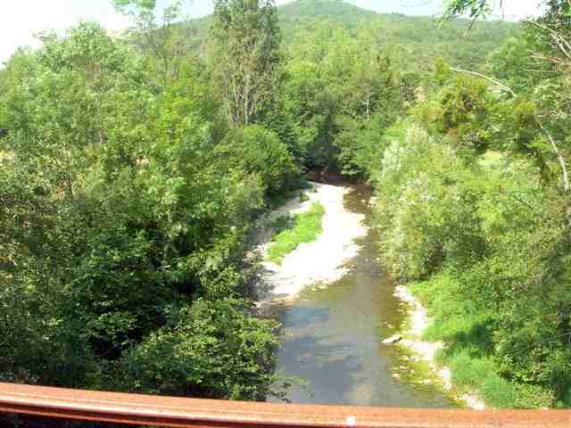 Agrandir l'image Piste Verte Lavelanet Ruisseau