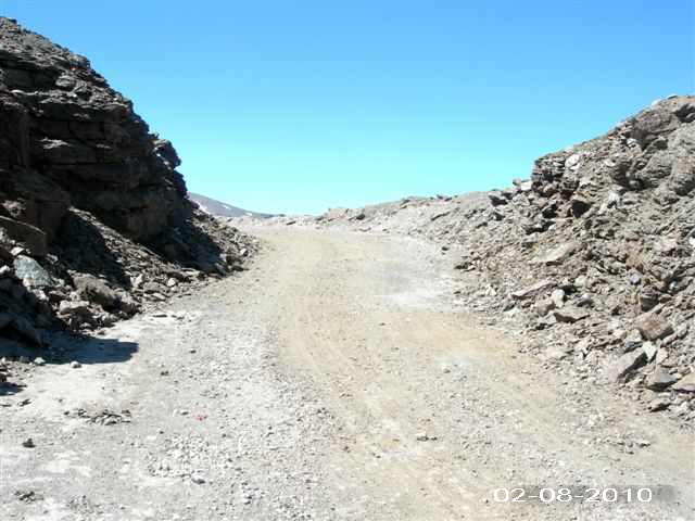 Route dégradée dans la Sierra Nevada