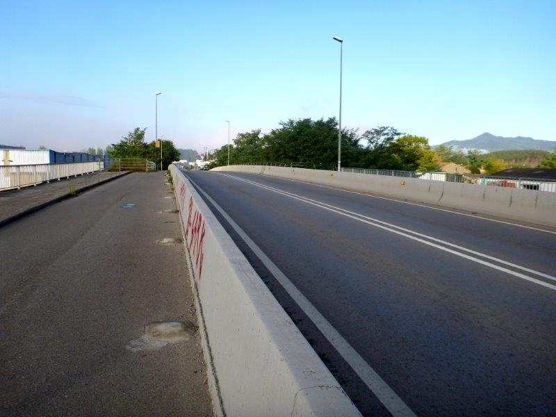 Pont sur l'autopista de la Mediterrània Via Verde del Carrilet