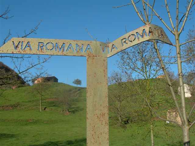 Via Romana (Panneau directionnel)
