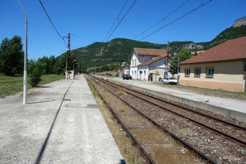 De la gare de Labastide-Pradines à la gare de Tournemire